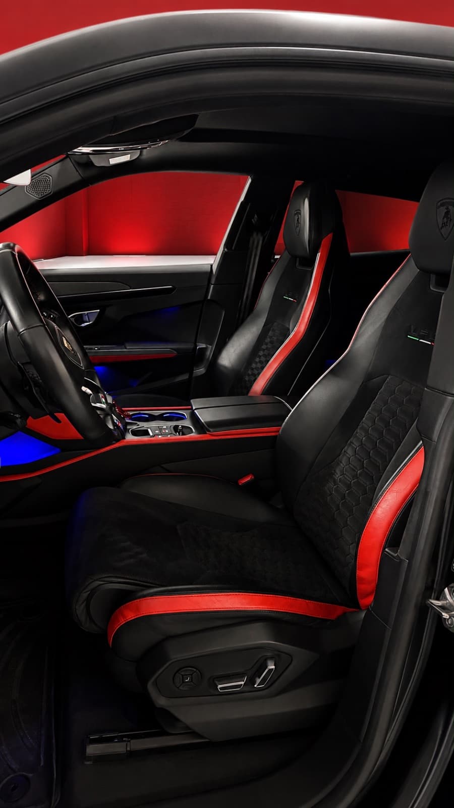 URUS