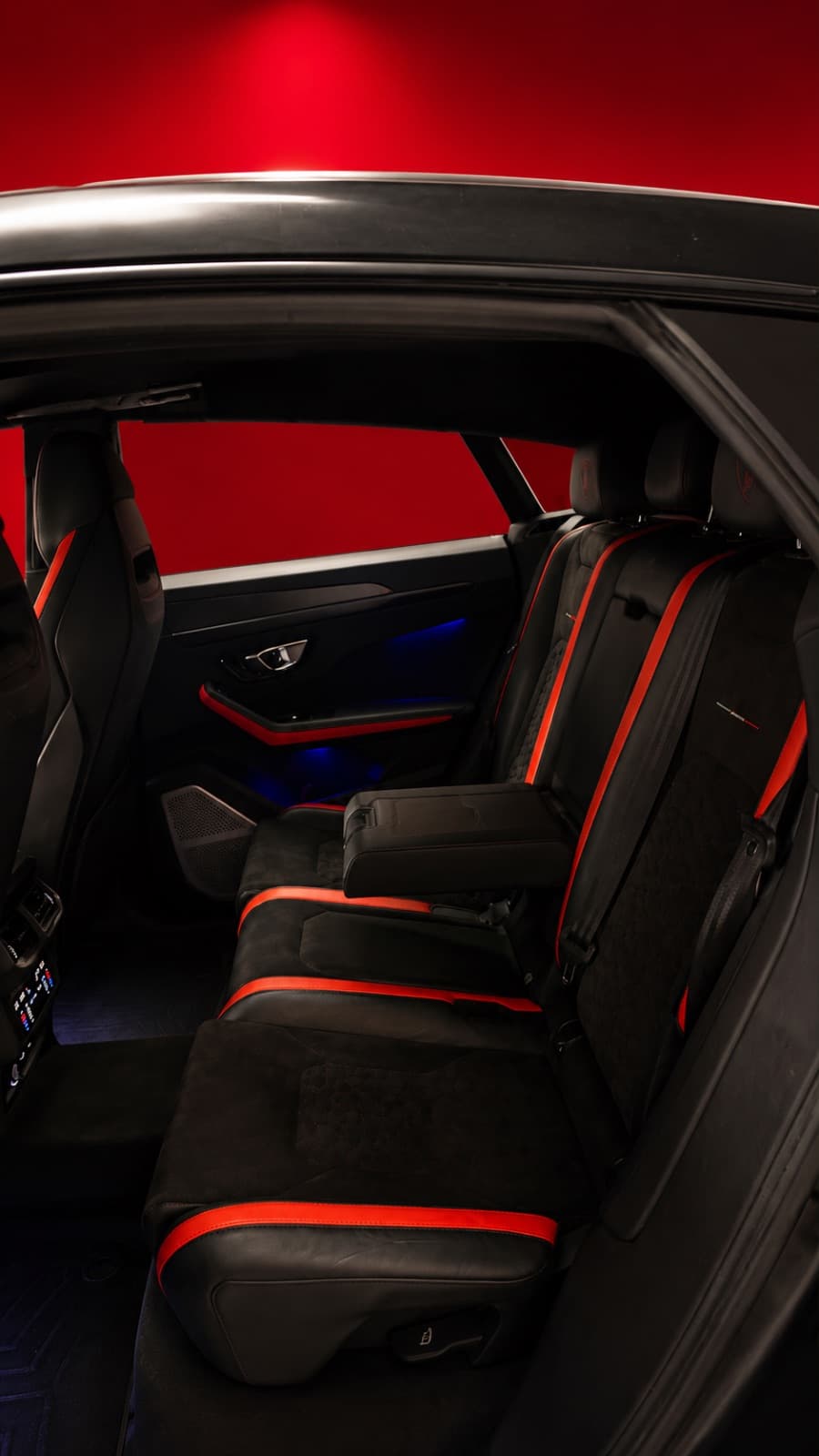 URUS